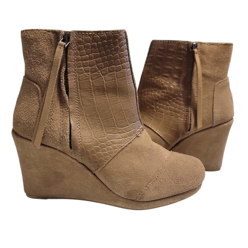 TOMS Women's Taupe Wedge Ankle Booties Size 6 NWOB Faux Suede Croc Embossed Zip